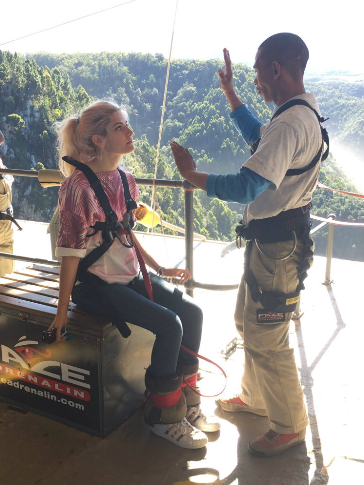 bungee-jump-tsitsikamma-national-park-bloukrans-river-bridge-7-1000