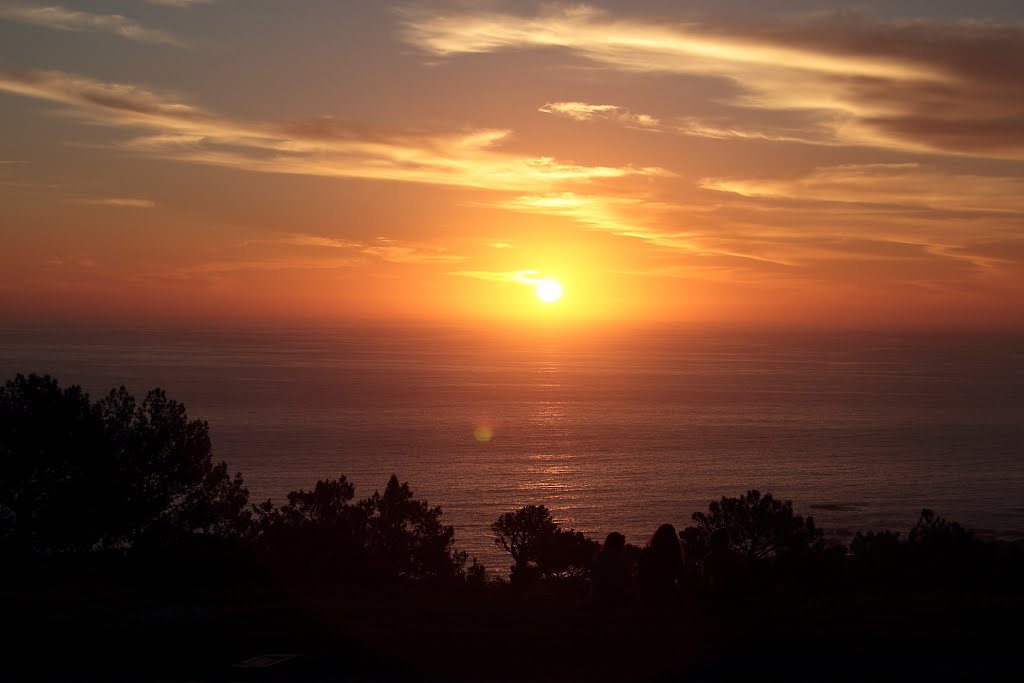 lions-head-sunset-sea